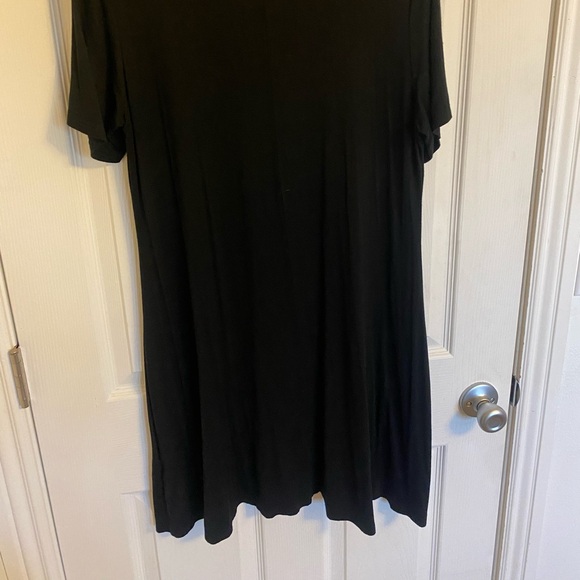 4/$10 Black t-shirt dress, size XL - Picture 3 of 6